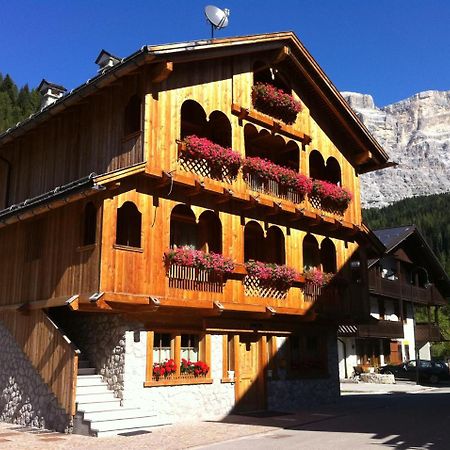 Romantic Chalet Dolomiti 瓦尔迪佐多 外观 照片