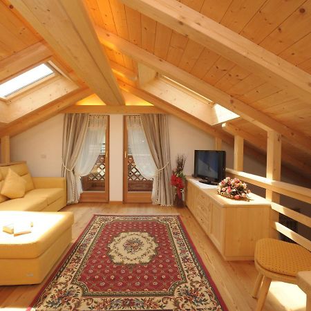 Romantic Chalet Dolomiti 瓦尔迪佐多 外观 照片