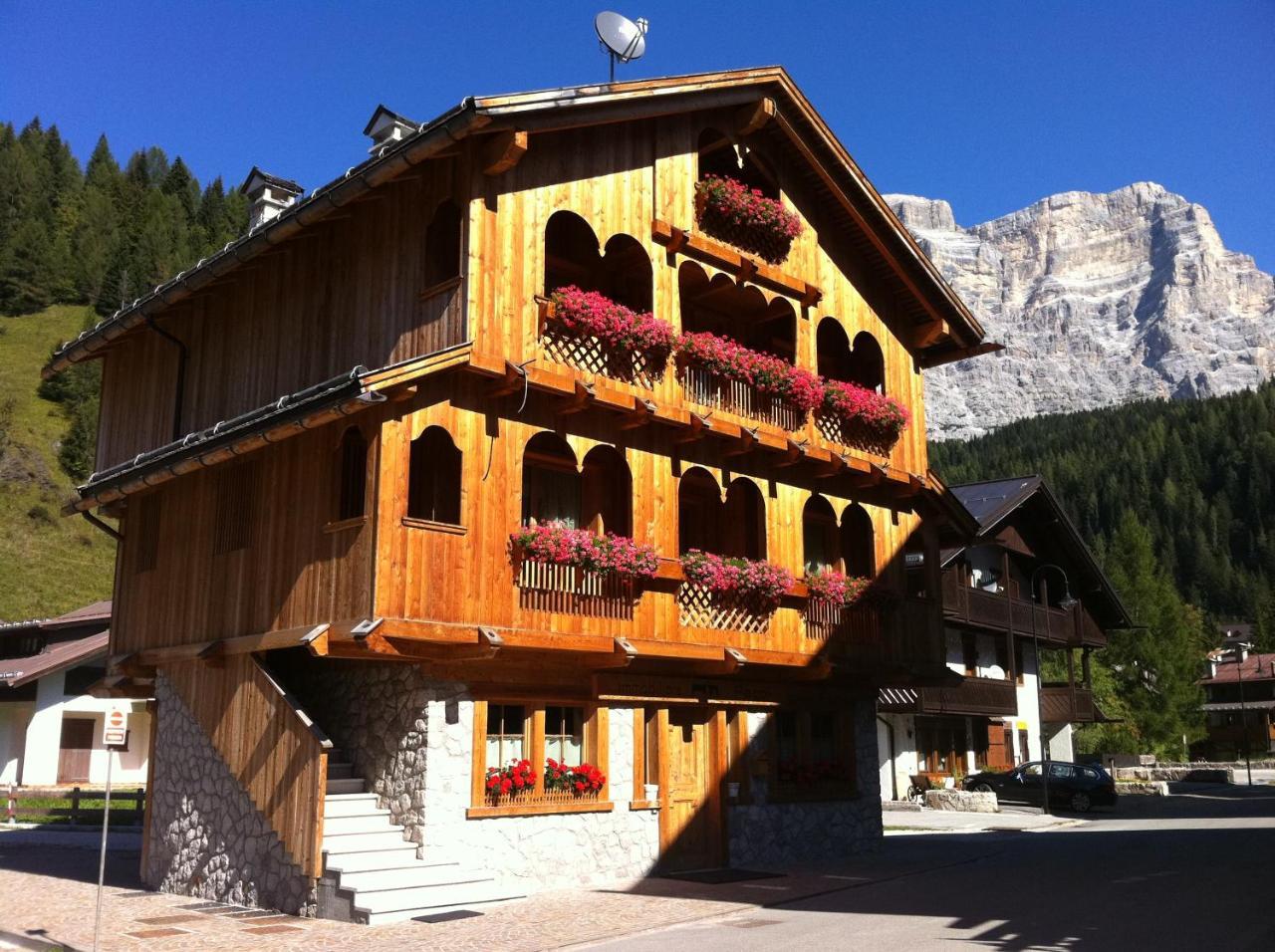 Romantic Chalet Dolomiti 瓦尔迪佐多 外观 照片